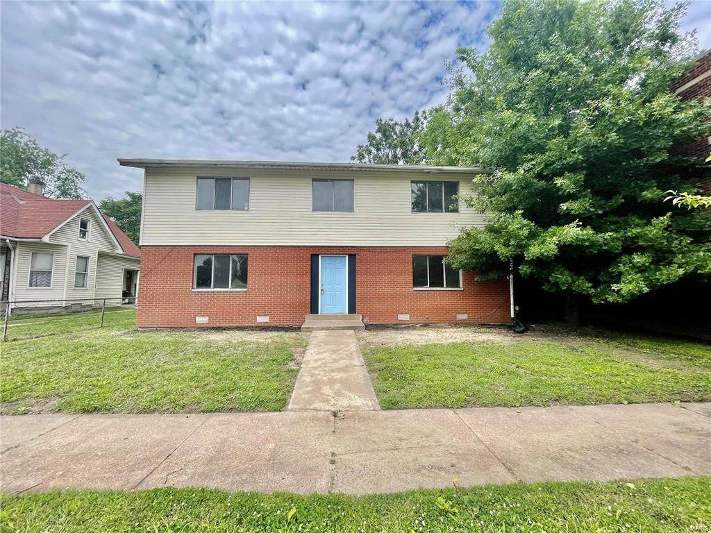 2441 24th Street - Photo 1