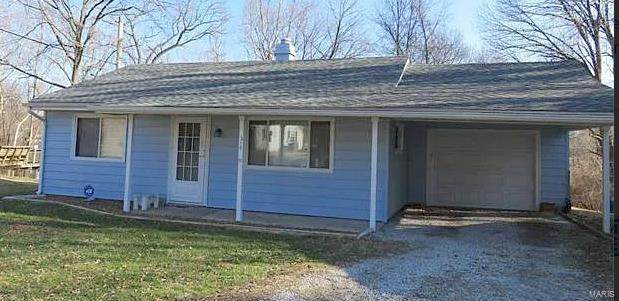 216 Lucinda Drive - Photo 1