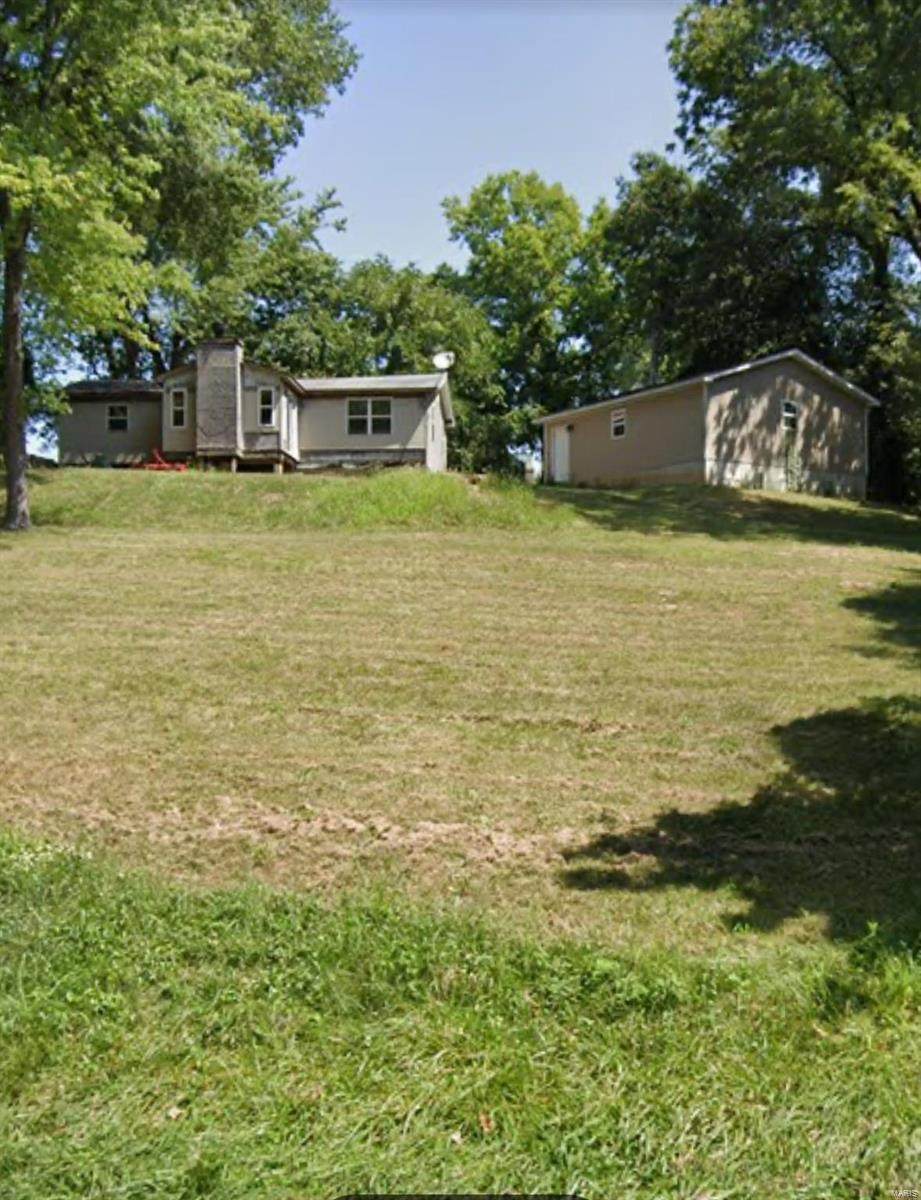 710 Kansas Street - Photo 1