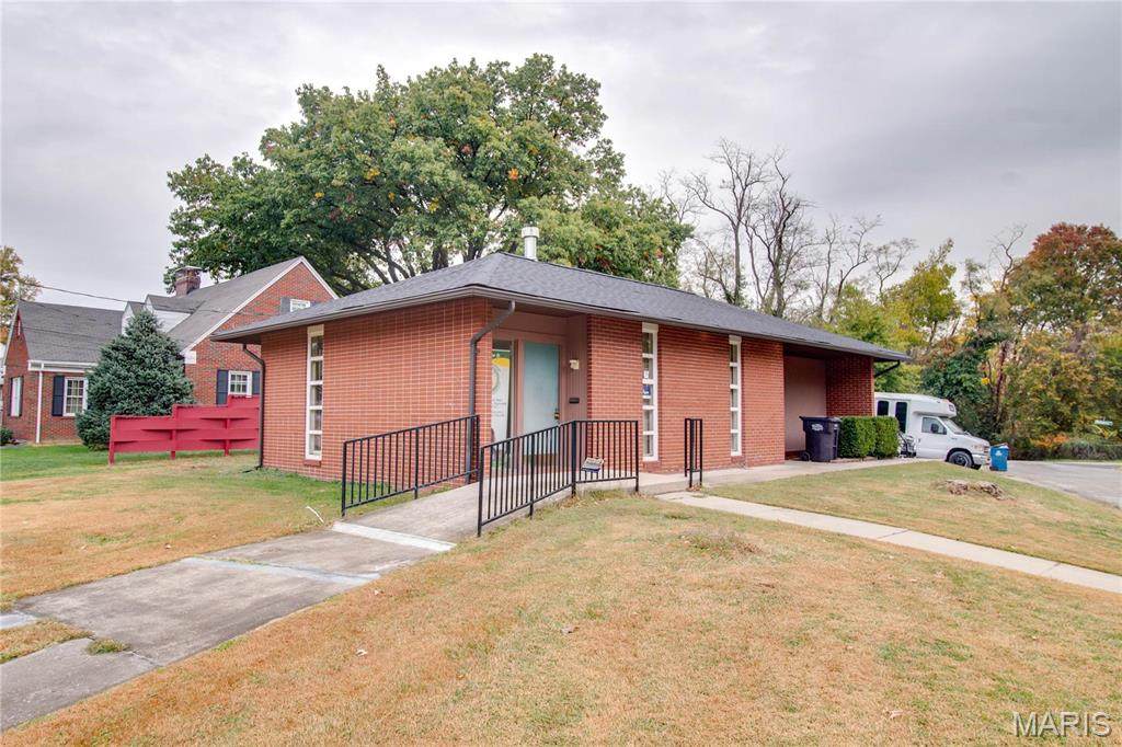 2201 State Street - Photo 1