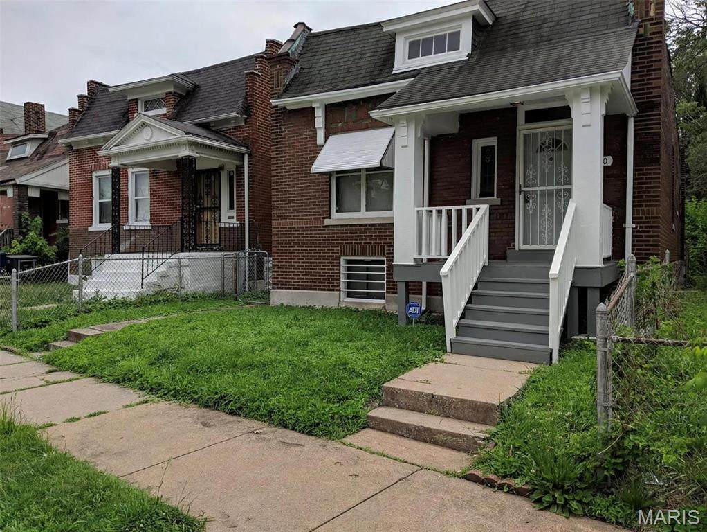 4210 Carter Avenue - Photo 1