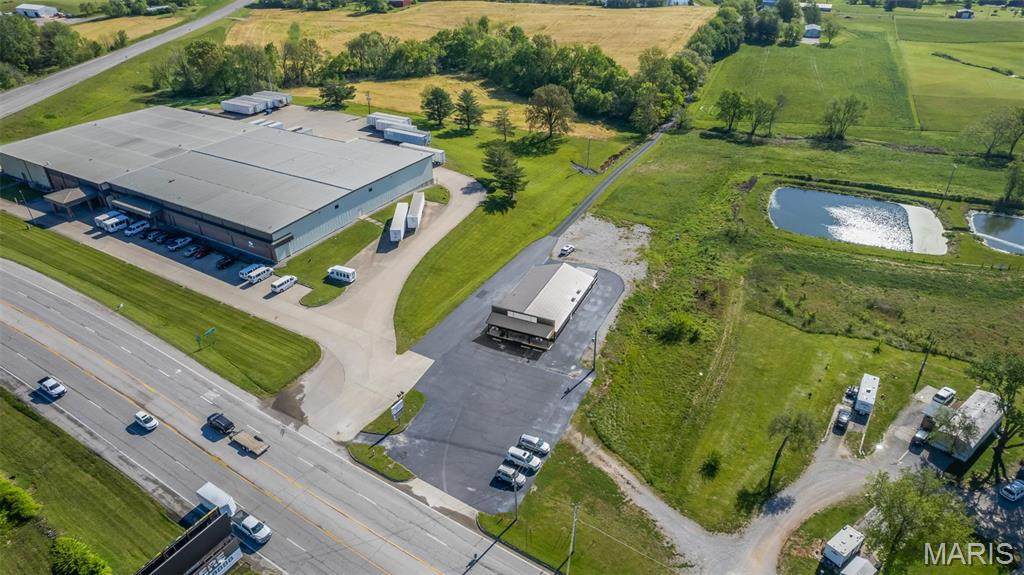 5598 Us Highway 61 North - Photo 1