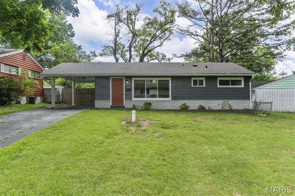 10008 Lakemoor Drive - Photo 1