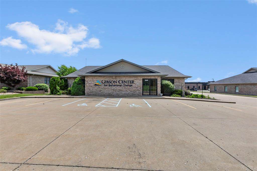 340 Broadview Street - Photo 1