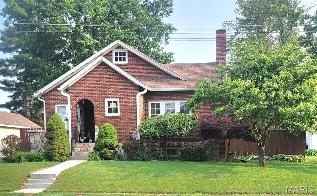 323 Ross Street - Photo 1
