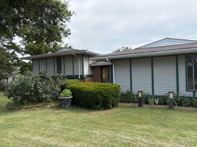 678 Henry Avenue - Photo 1