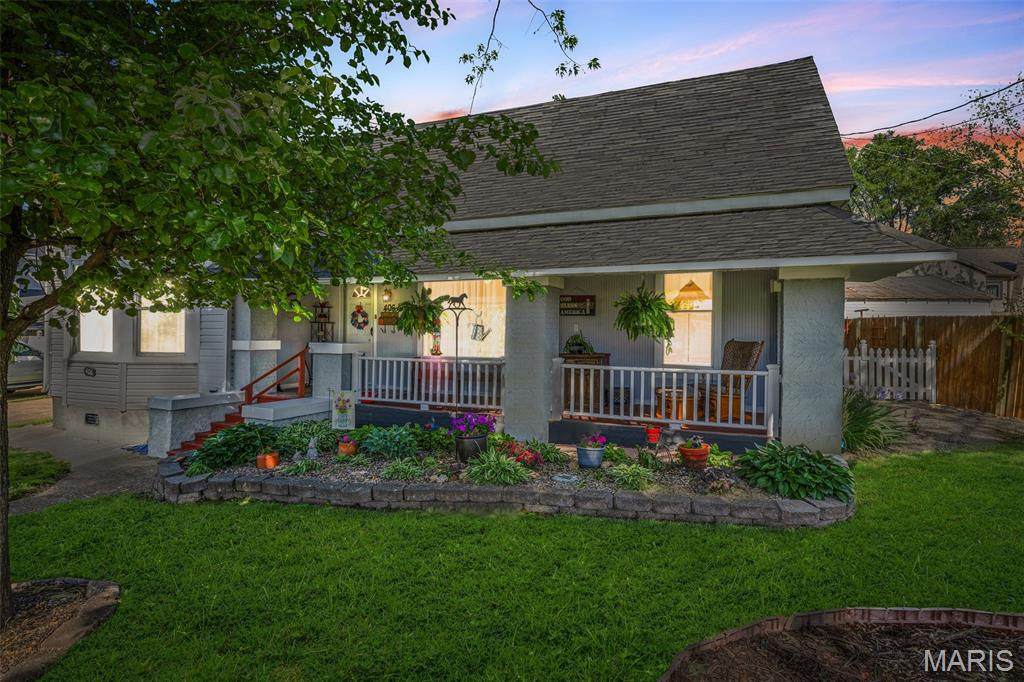 406 Division Street - Photo 1