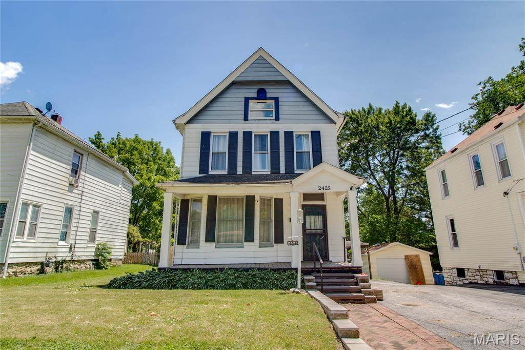 2425 Sanford Avenue - Photo 1