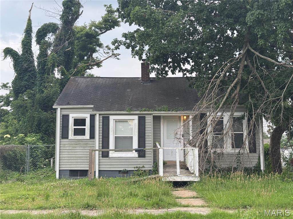 319 Benton Street - Photo 1