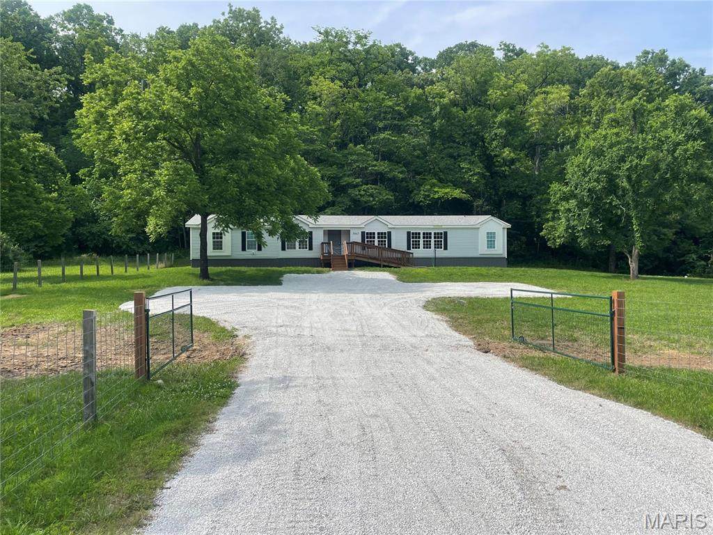 8645 Maupin Road - Photo 1