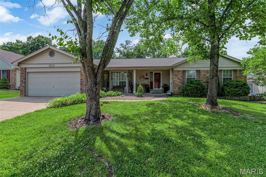 401 Coronation Drive - Photo 1