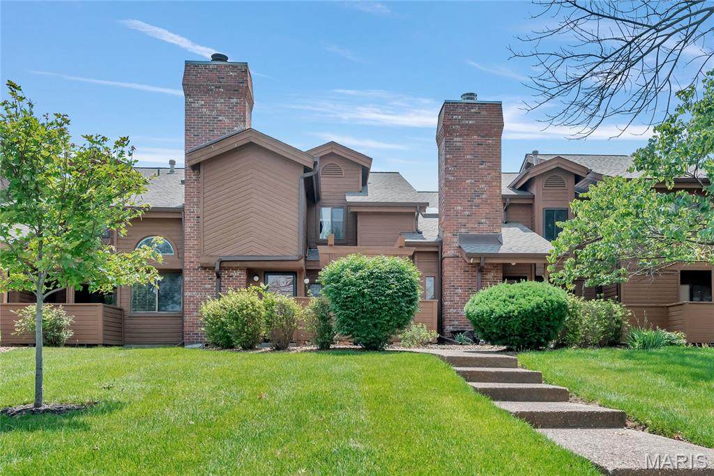 225 Hemingway Lane - Photo 1