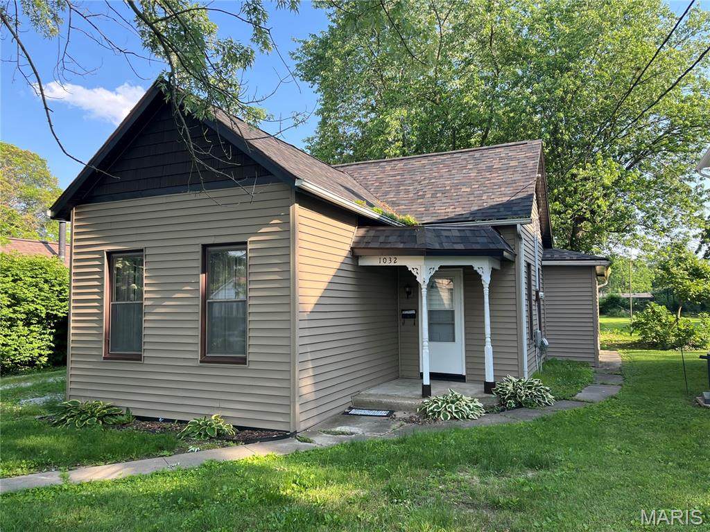 1032 Pearl Street - Photo 1