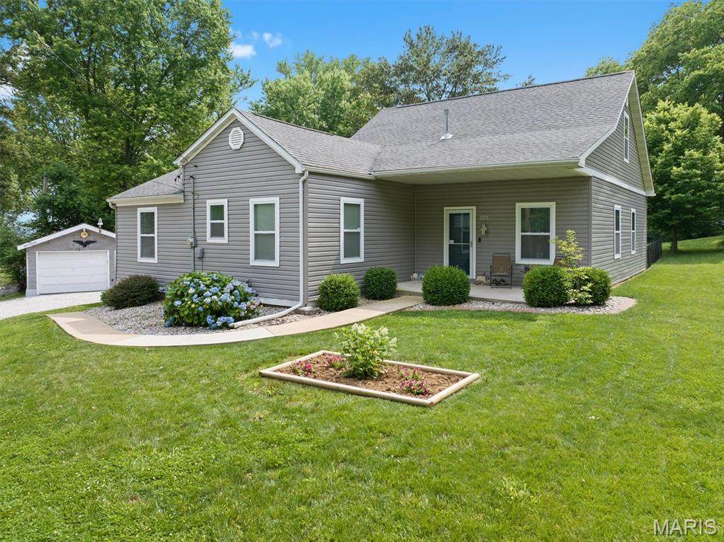 626 Main Street - Photo 1