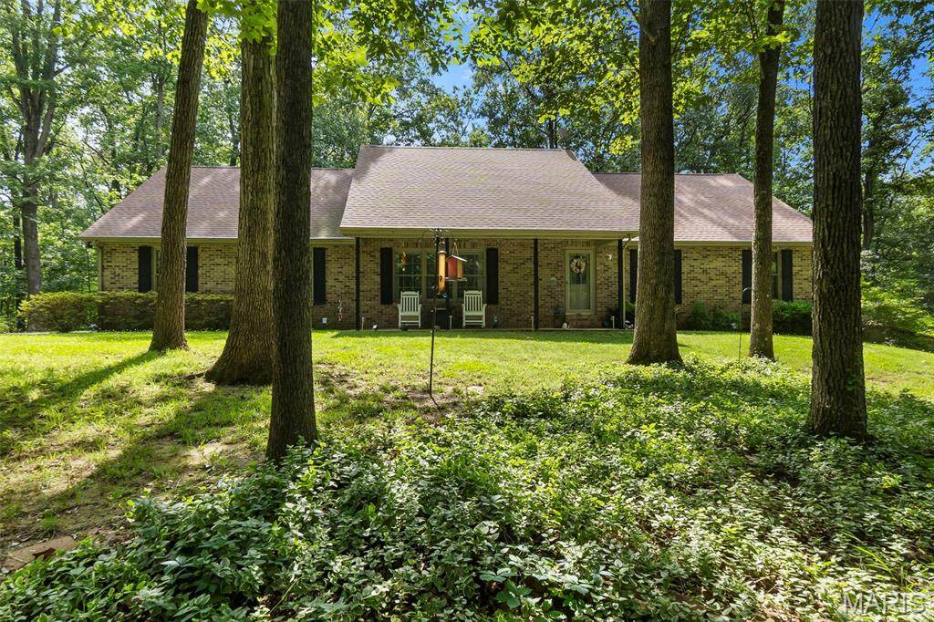340 Commanche Drive - Photo 1