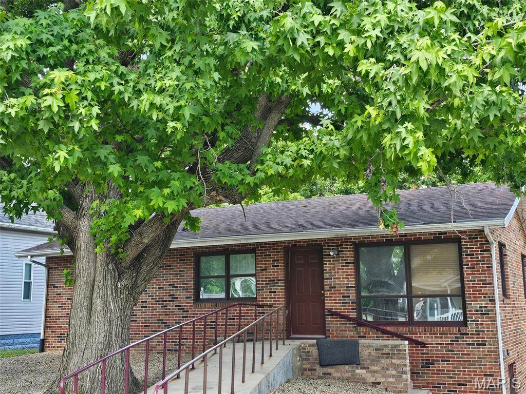 235 Broad Street - Photo 1