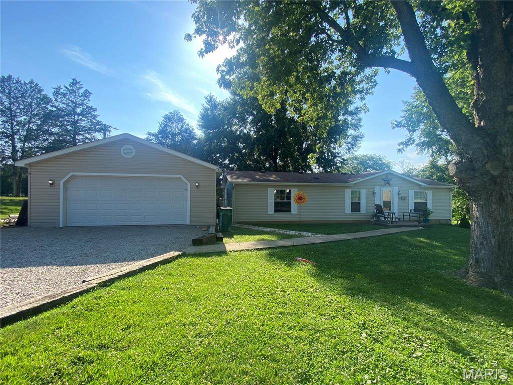 411 Norwine Street - Photo 1