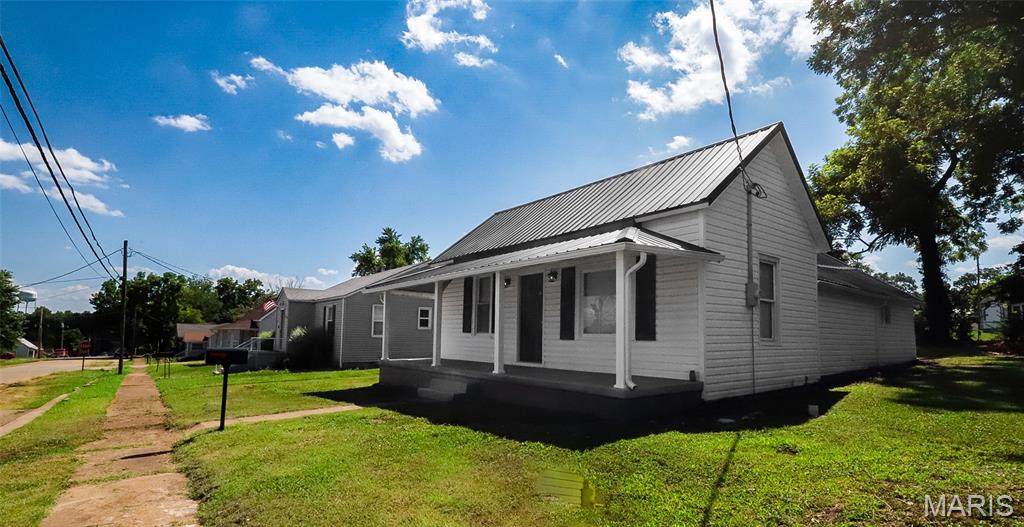 207 Harry Junior Street - Photo 1