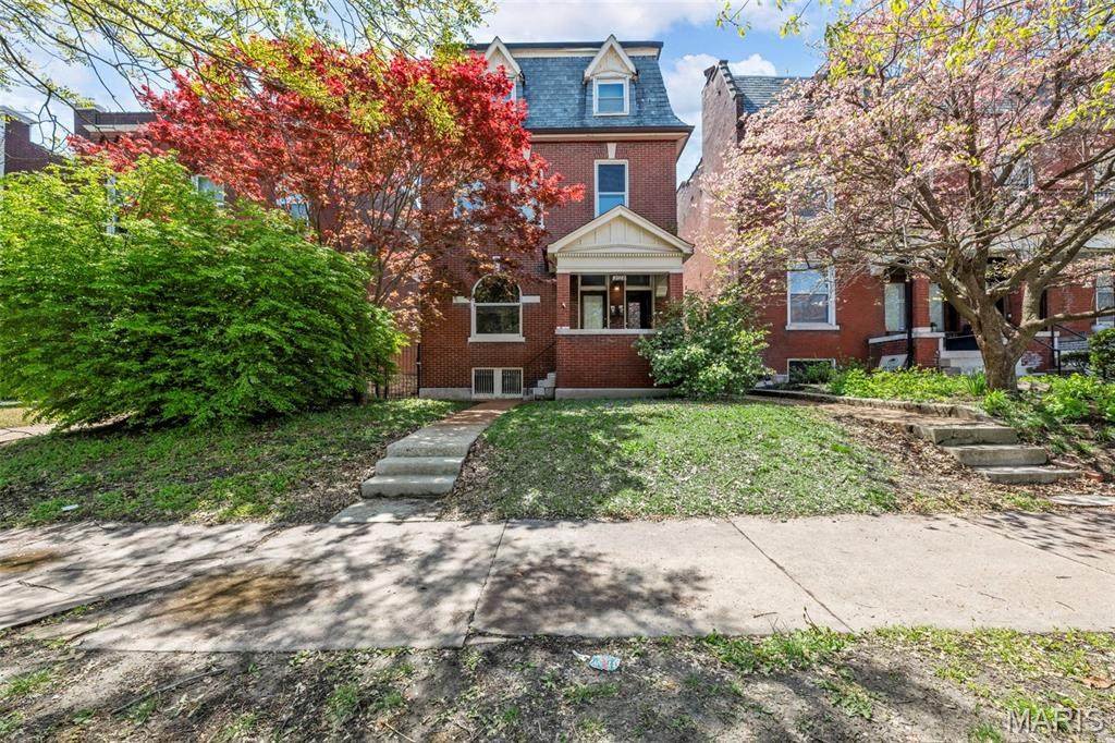 2028 Russell Boulevard - Photo 1