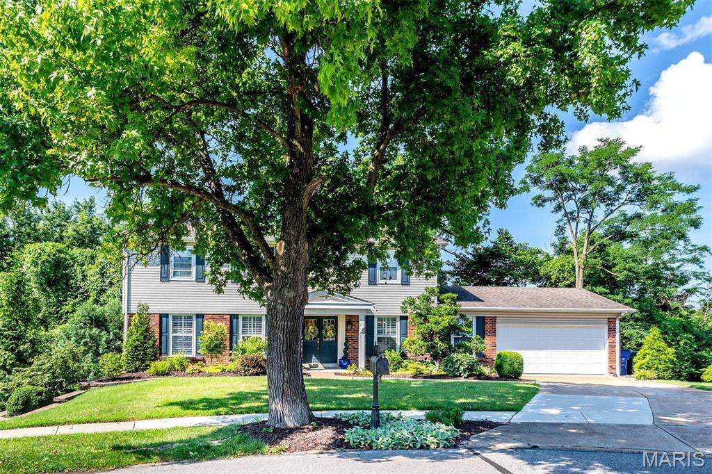 2211 Viewroyal Drive - Photo 1