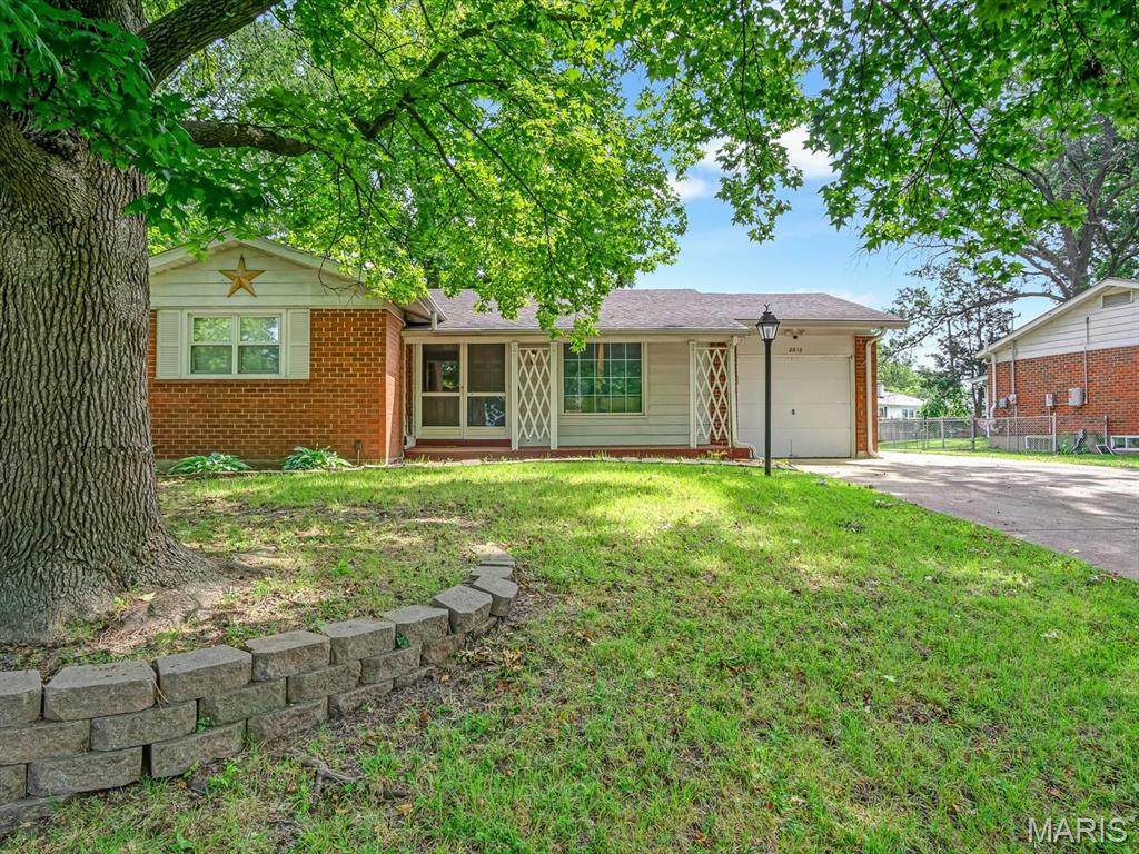 2810 Devonshire Drive - Photo 1