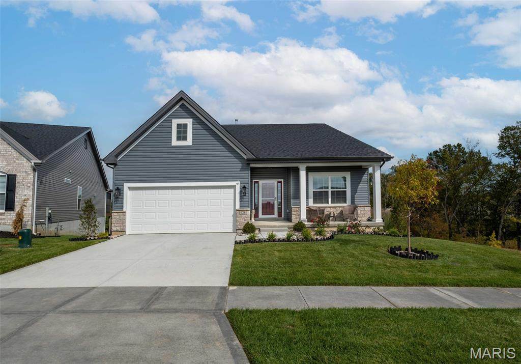 216 Discovery Meadows Place - Photo 1
