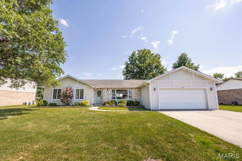 220 Southgate Drive - Photo 1