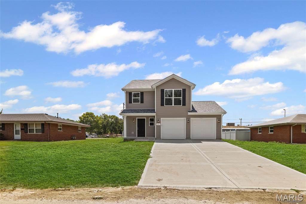 24 Queensway Drive - Photo 1