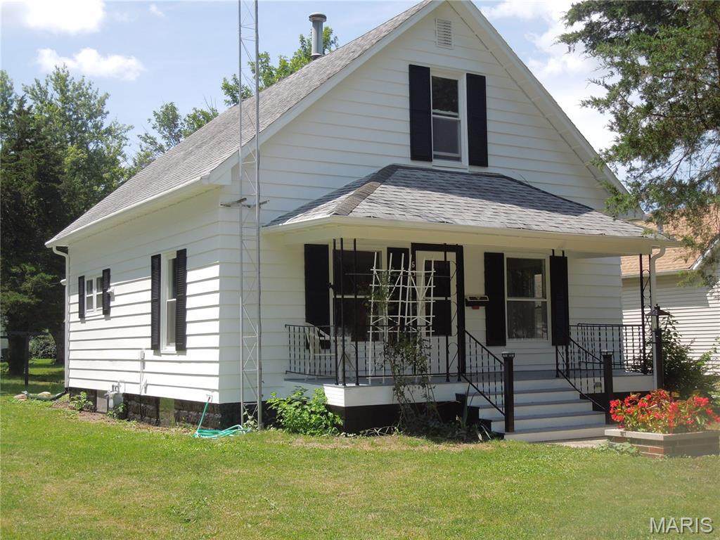 631 Starr St - Photo 1