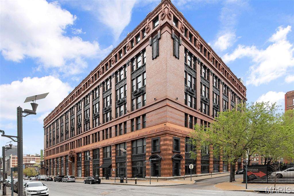 1520 Washington Avenue - Photo 1