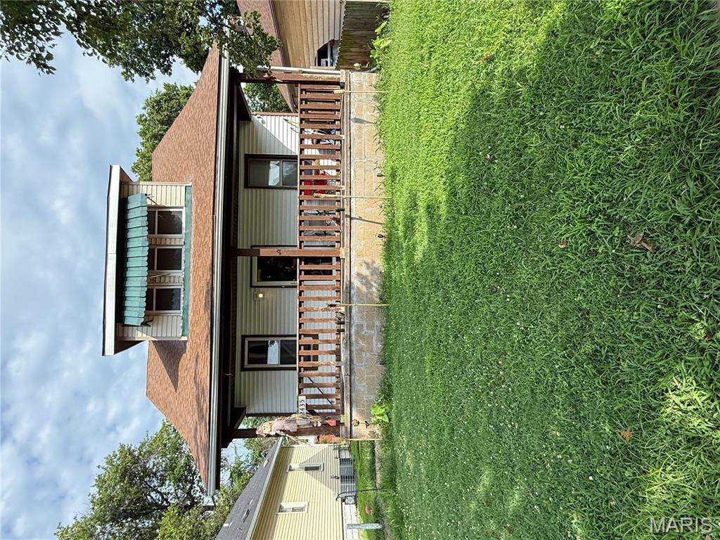 2435 Washington Avenue - Photo 1