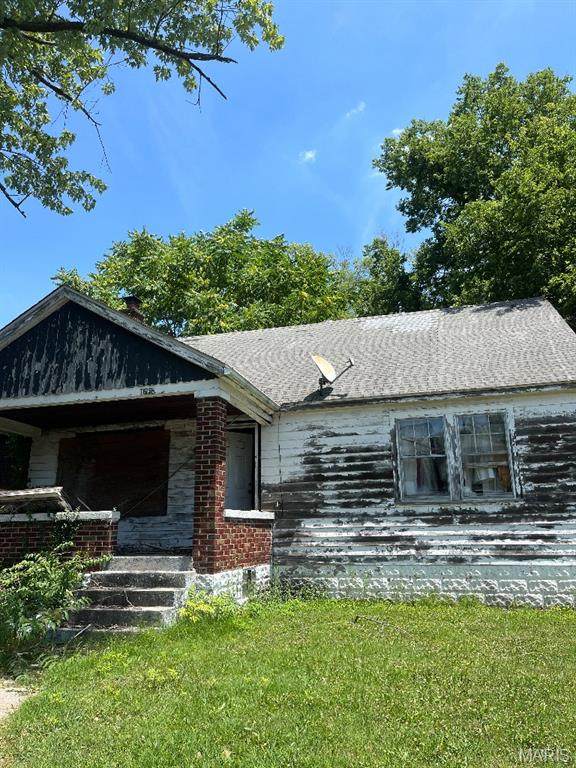 1618 42nd Street - Photo 1