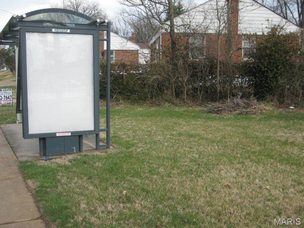 10458 Big Bend Boulevard - Photo 1