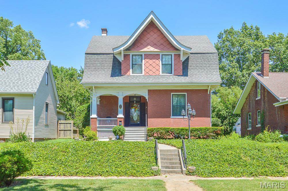 408 Pennsylvania Avenue - Photo 1