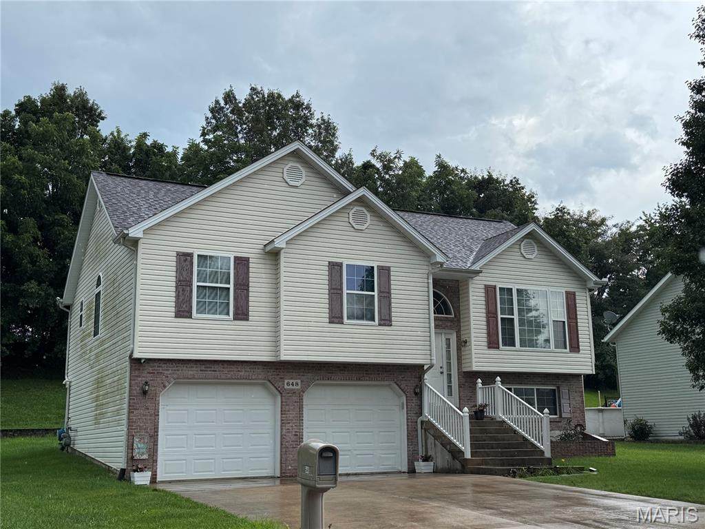 648 Mulberry Street - Photo 1
