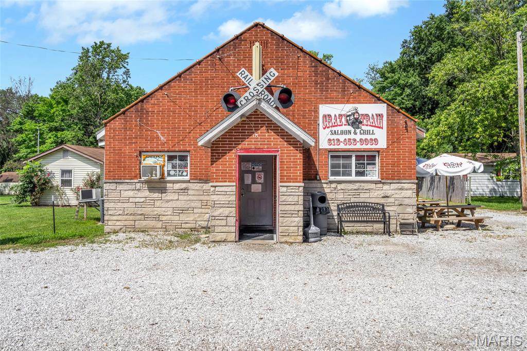 5237 Kaskaskia Road - Photo 1