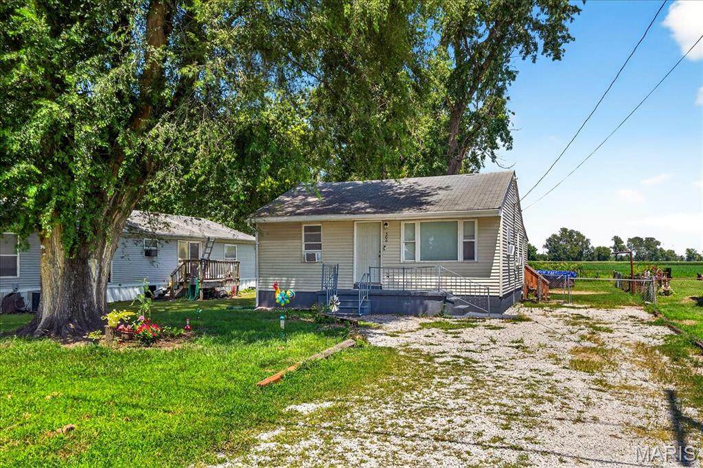 506 Mcbride Avenue - Photo 1