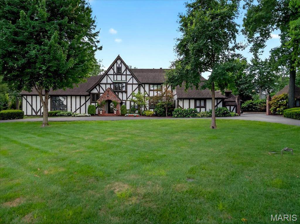 61 Fair Oaks Drive - Photo 1