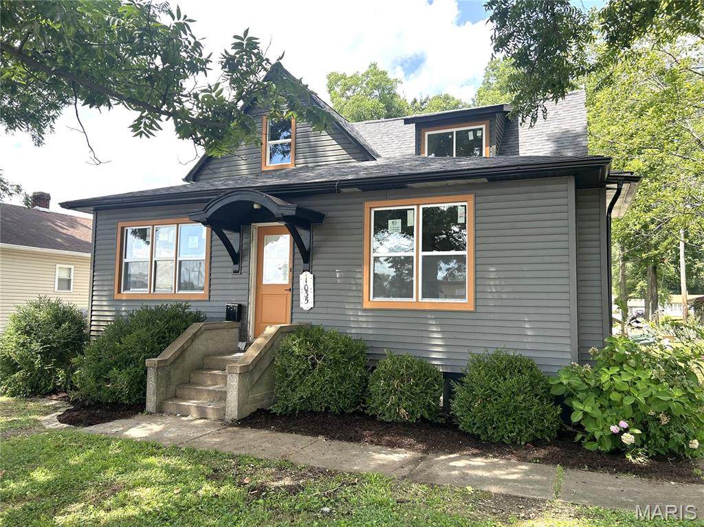 1035 West Main Street - Photo 1