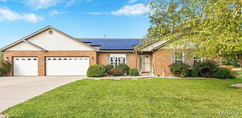 4831 Red Oak Drive - Photo 1