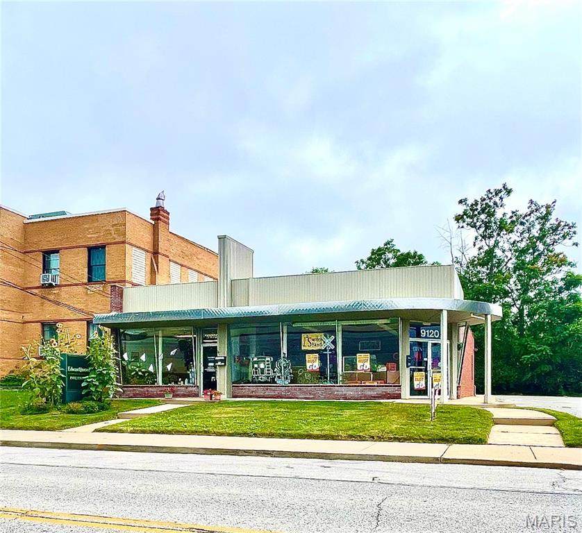 9118-20 Lackland Road - Photo 1