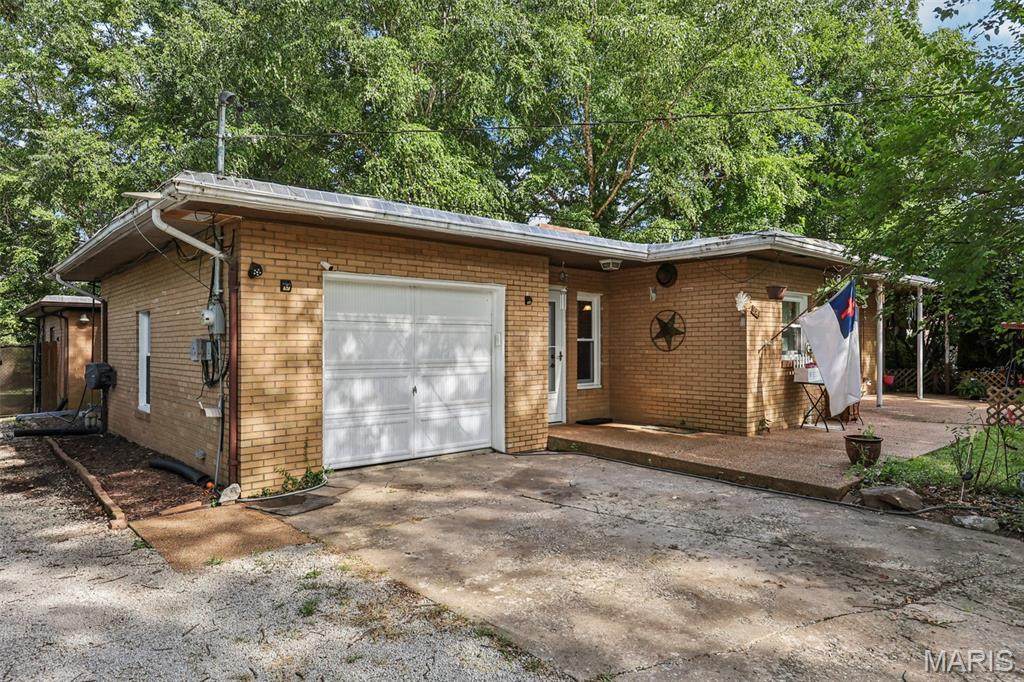 14 Dell Avenue - Photo 1