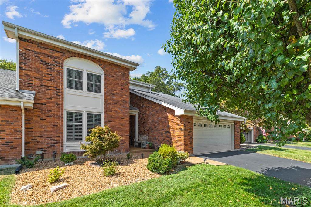 2387 Baxton Way - Photo 1