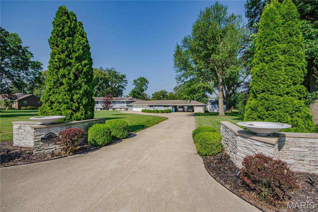 1114 Perrine Street - Photo 1