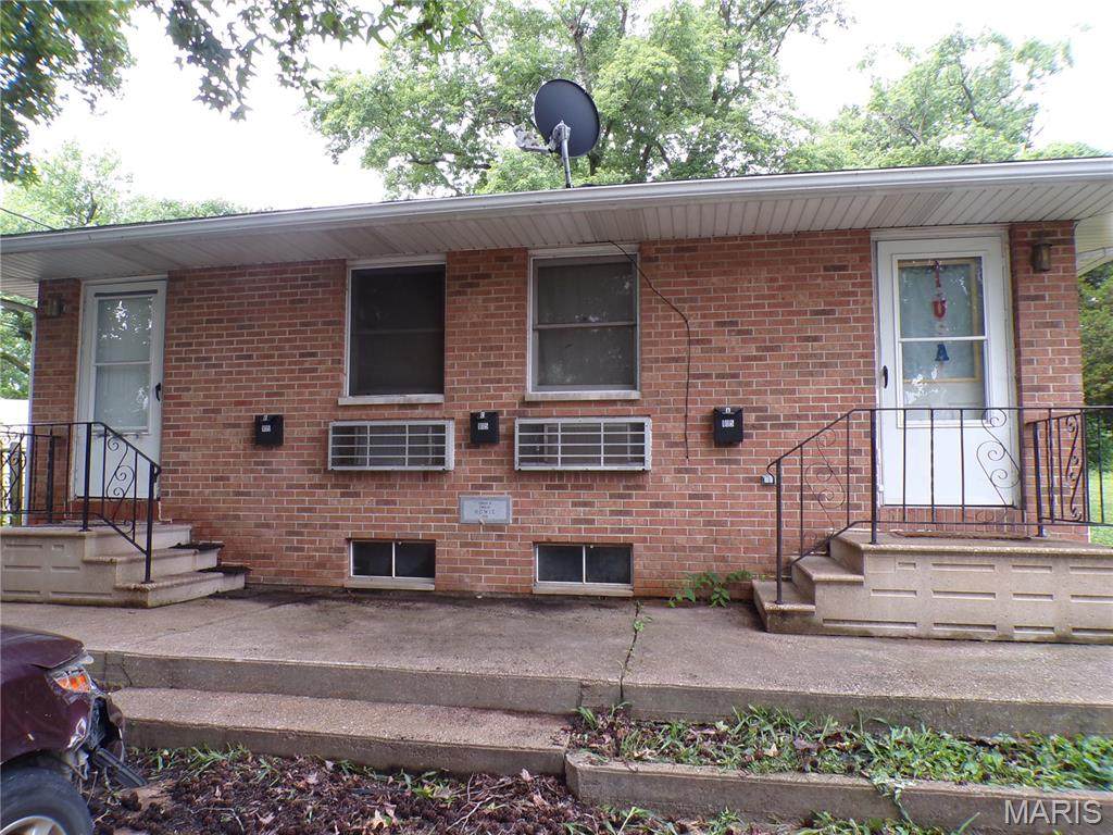 105 Washington Street - Photo 1