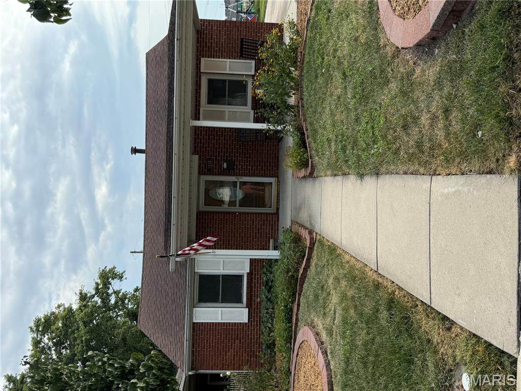 1612 Mitchell Avenue - Photo 1