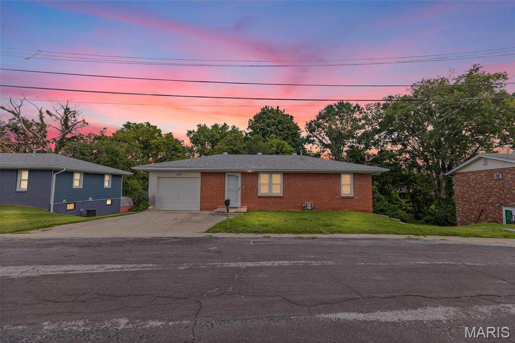 519 Sullivan Street - Photo 1