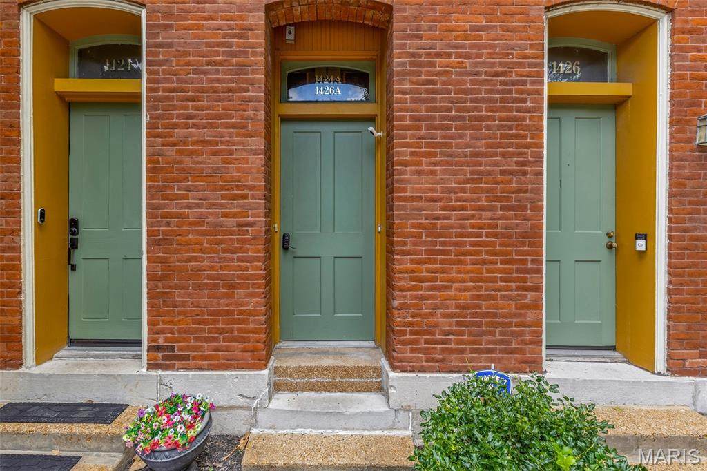 1424 Dolman - Photo 1