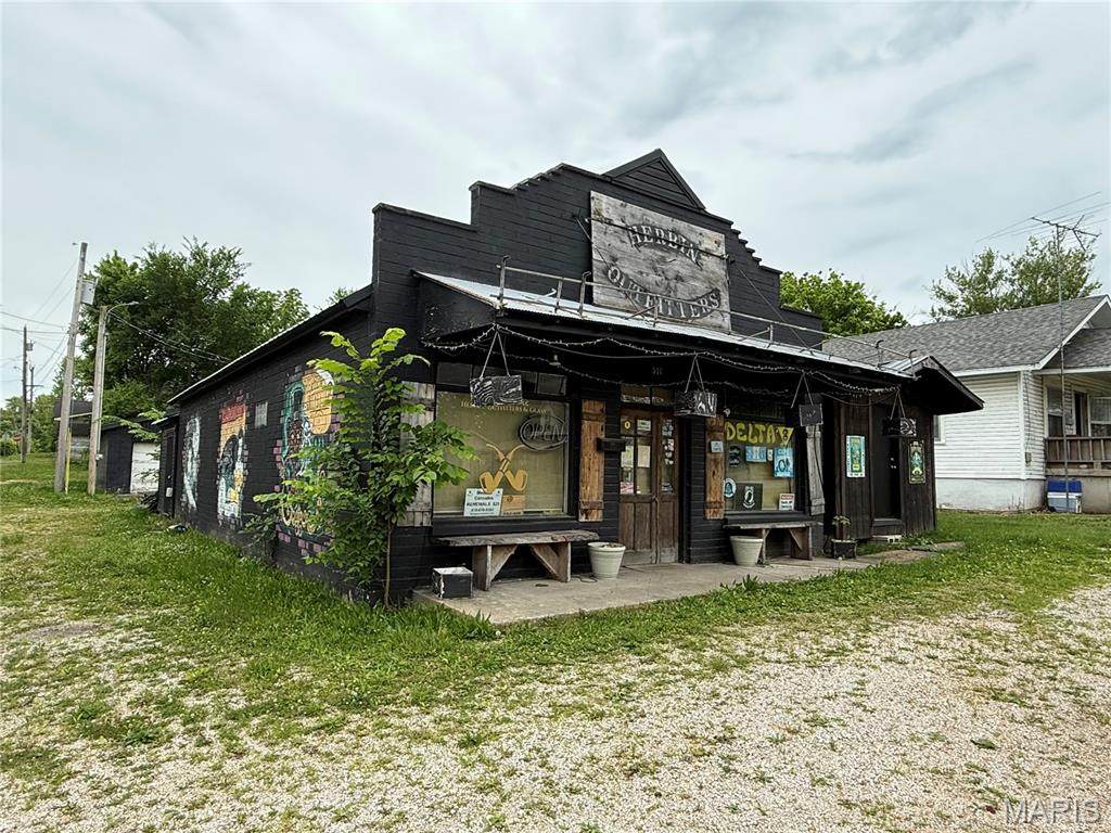 510 1st Street - Photo 1