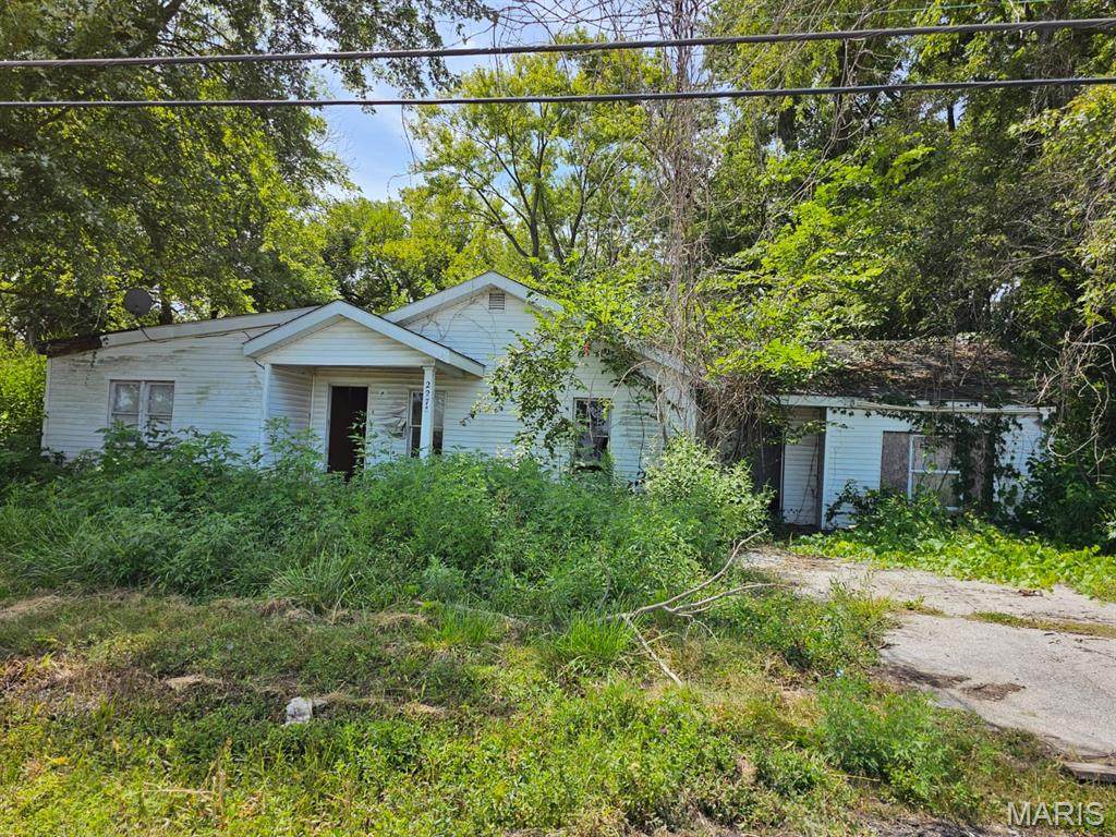 2274 Carol Street - Photo 1